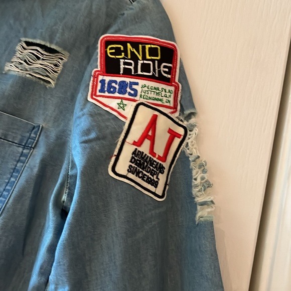 Distressed Denim shirt with multiple appliqué and slits - Picture 5 of 7